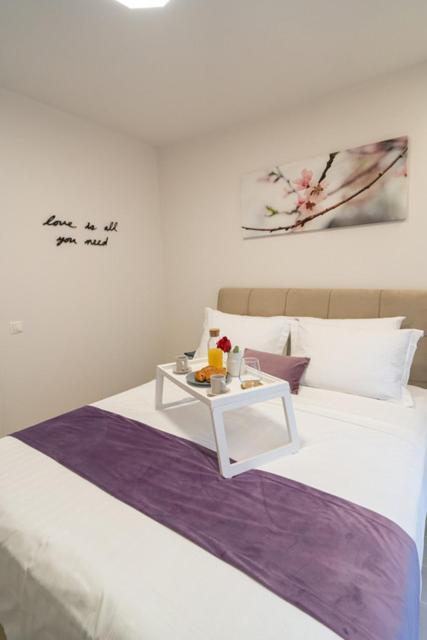Petit Palace Trikala Rum bild